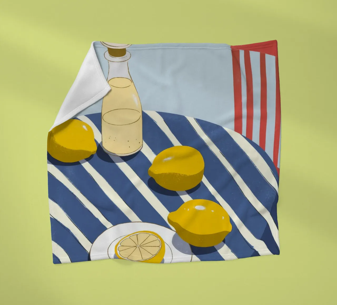 Limonata sul tavolo coperta in pile da Demar Galleria