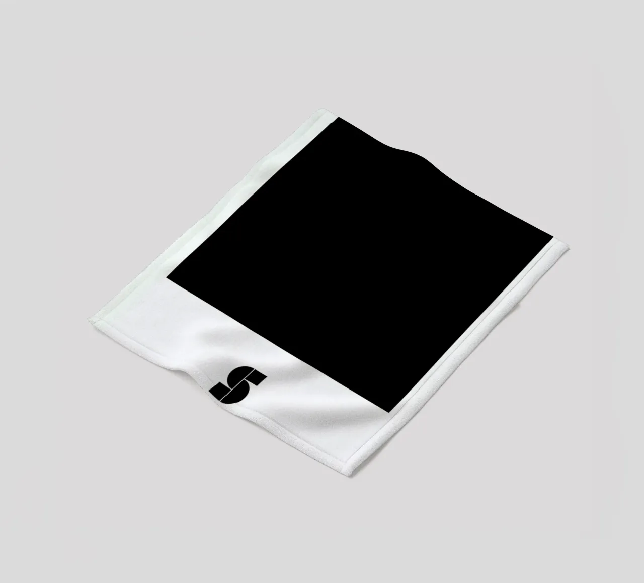 S - Suprematism coperta in pile da The True Type