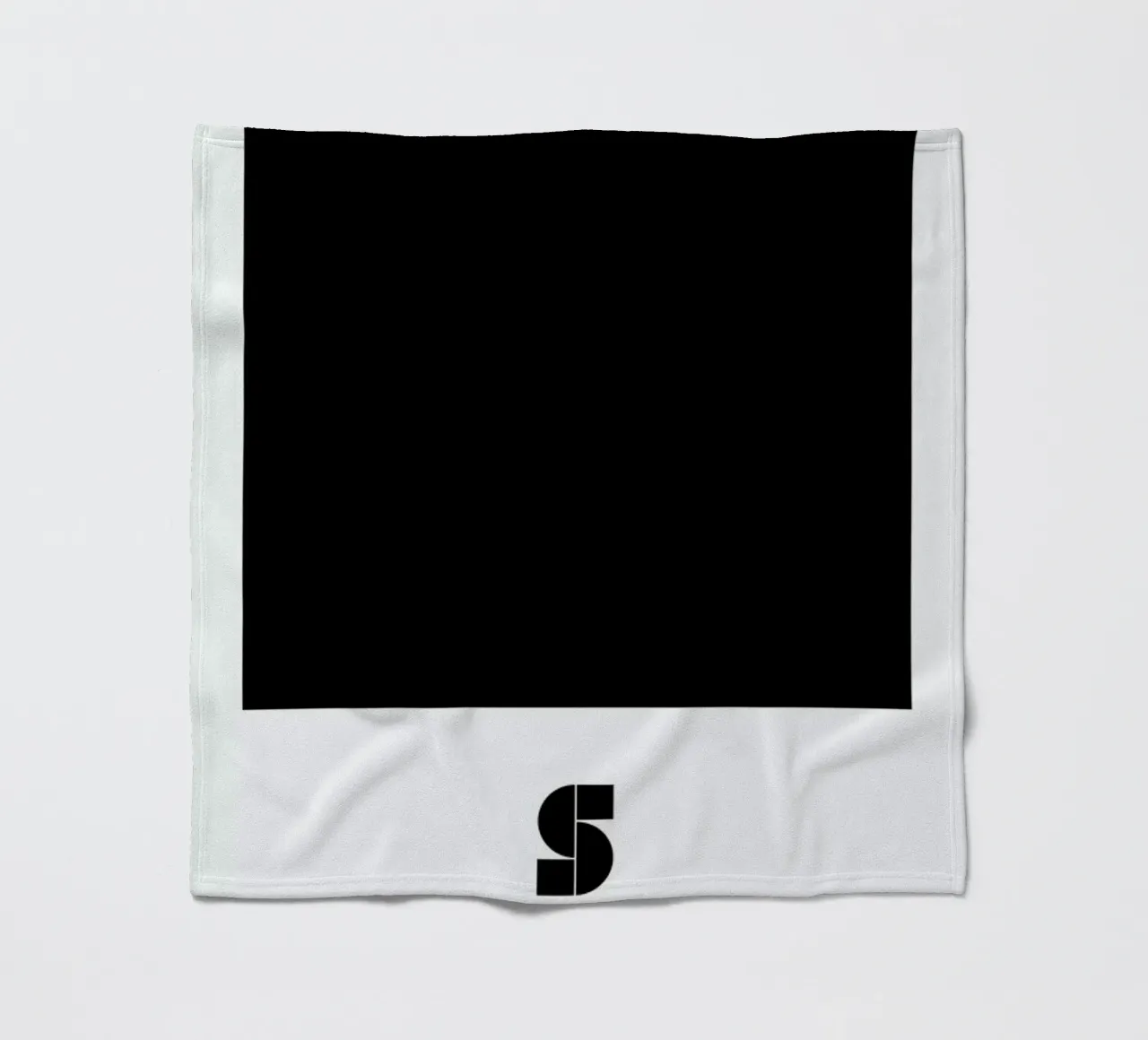 S - Suprematism coperta in pile da The True Type