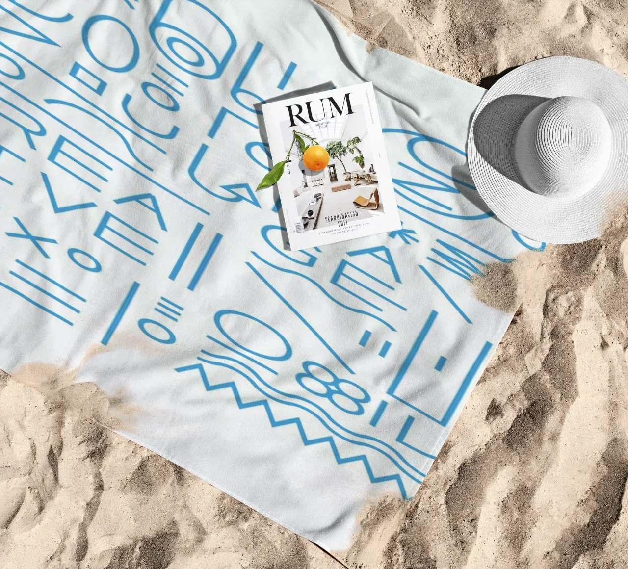 Creative Strandtuch von Tyler Dale