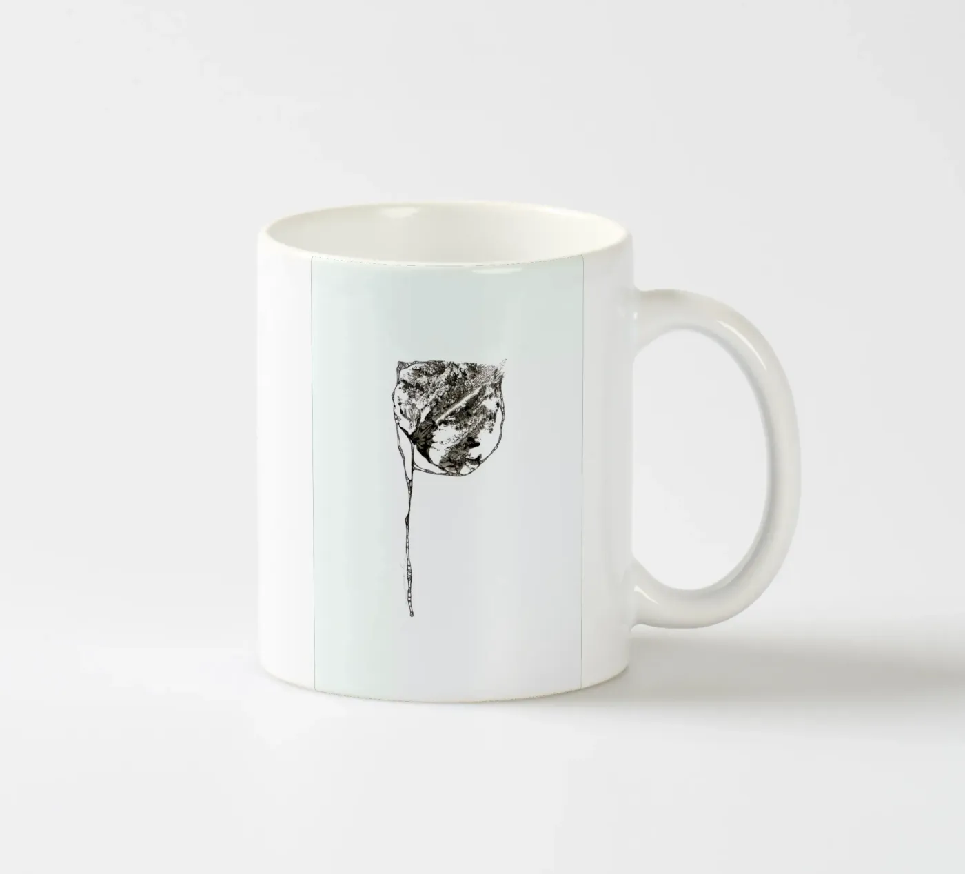 P ceramic mug by Marina Guiu