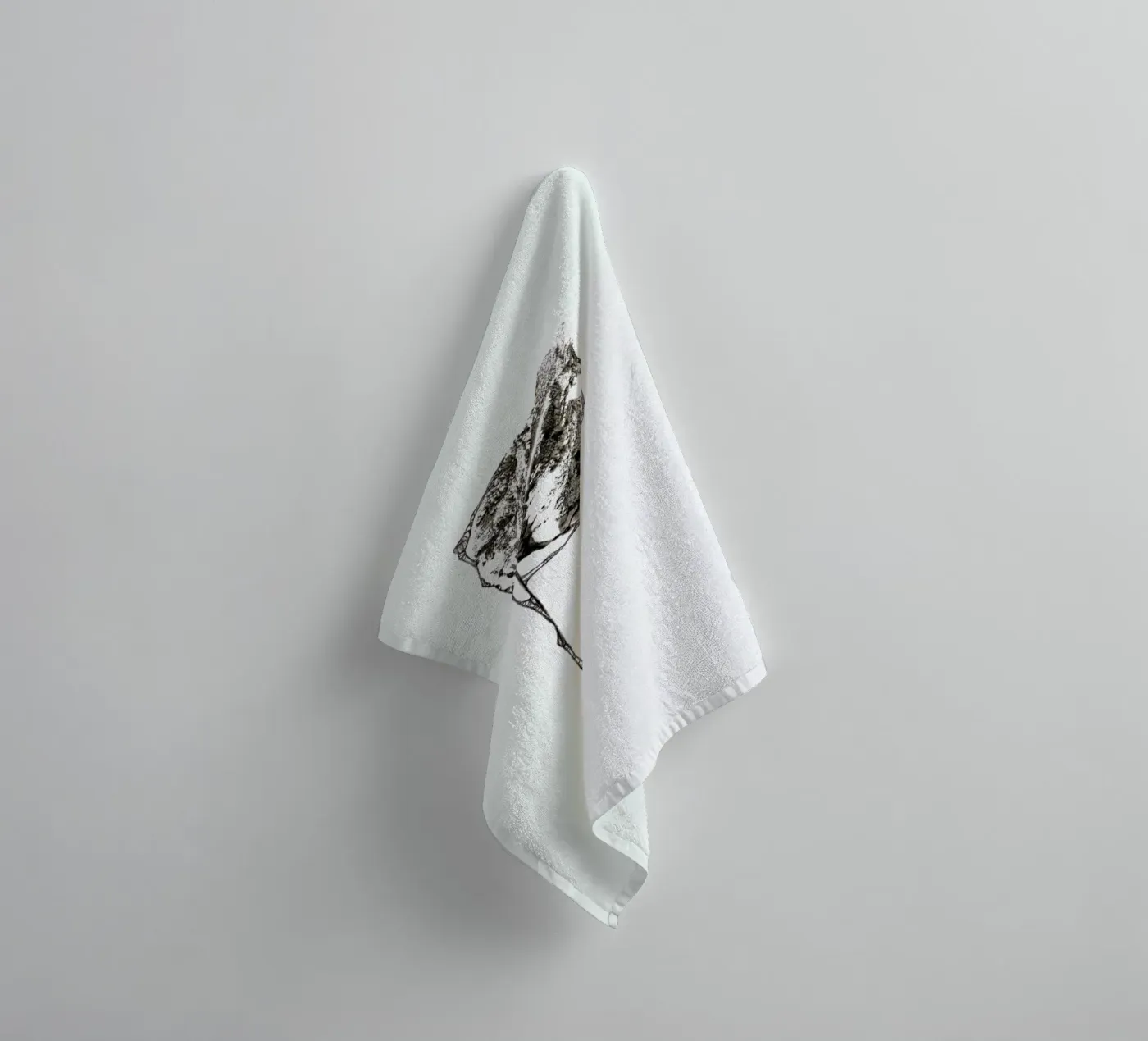 P towel by Marina Guiu