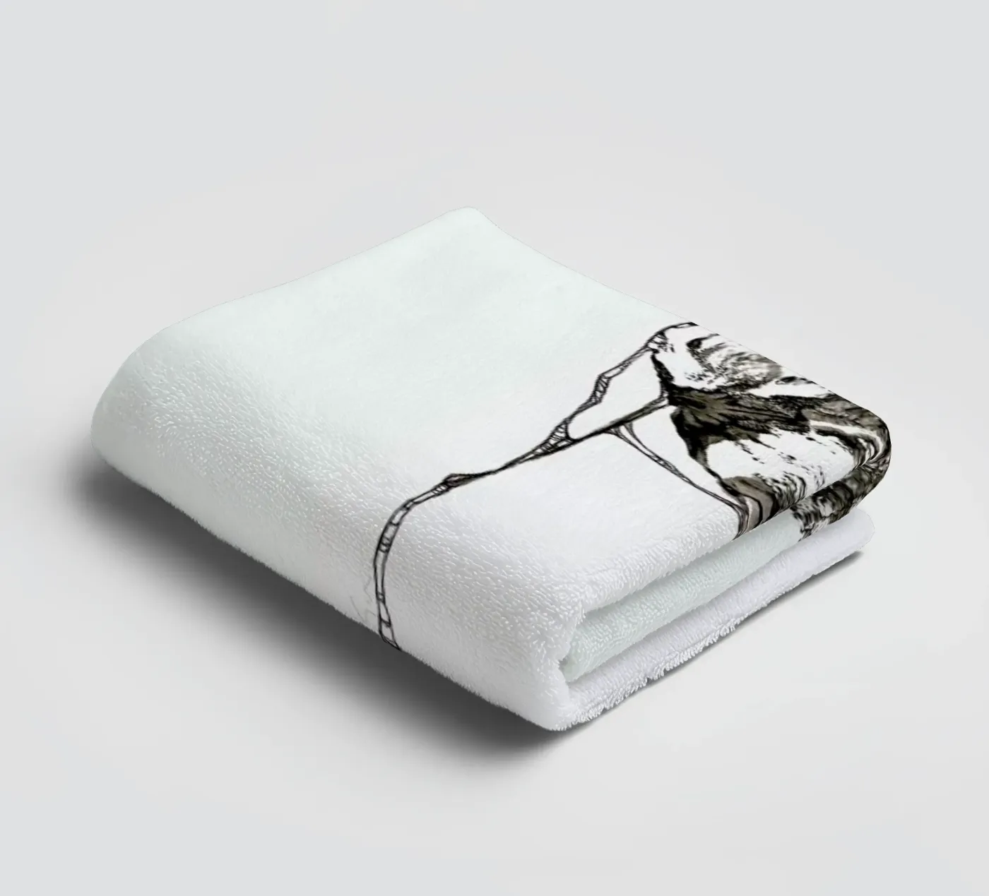 P towel by Marina Guiu