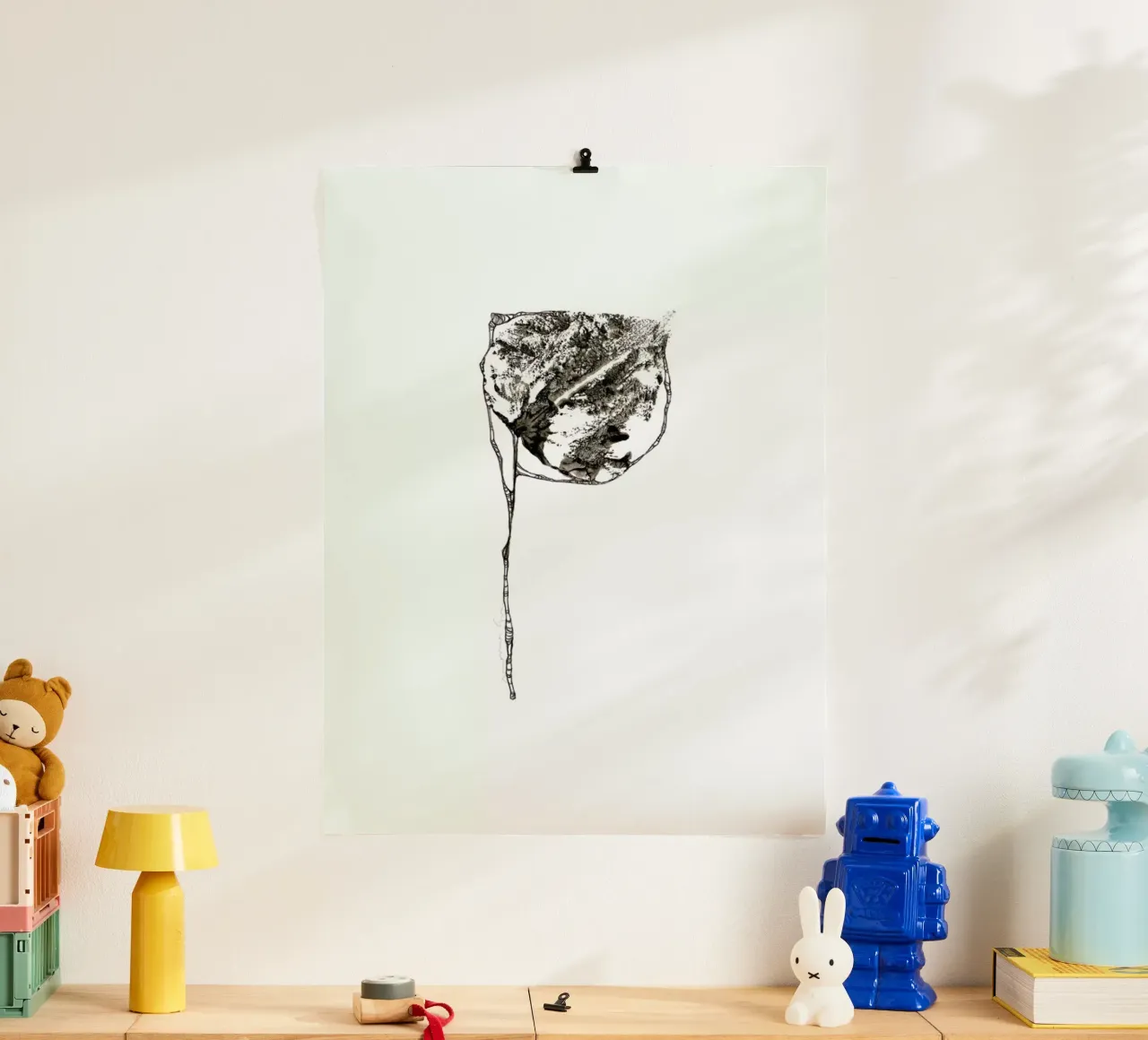 P poster con telaio in plastica da Marina Guiu
