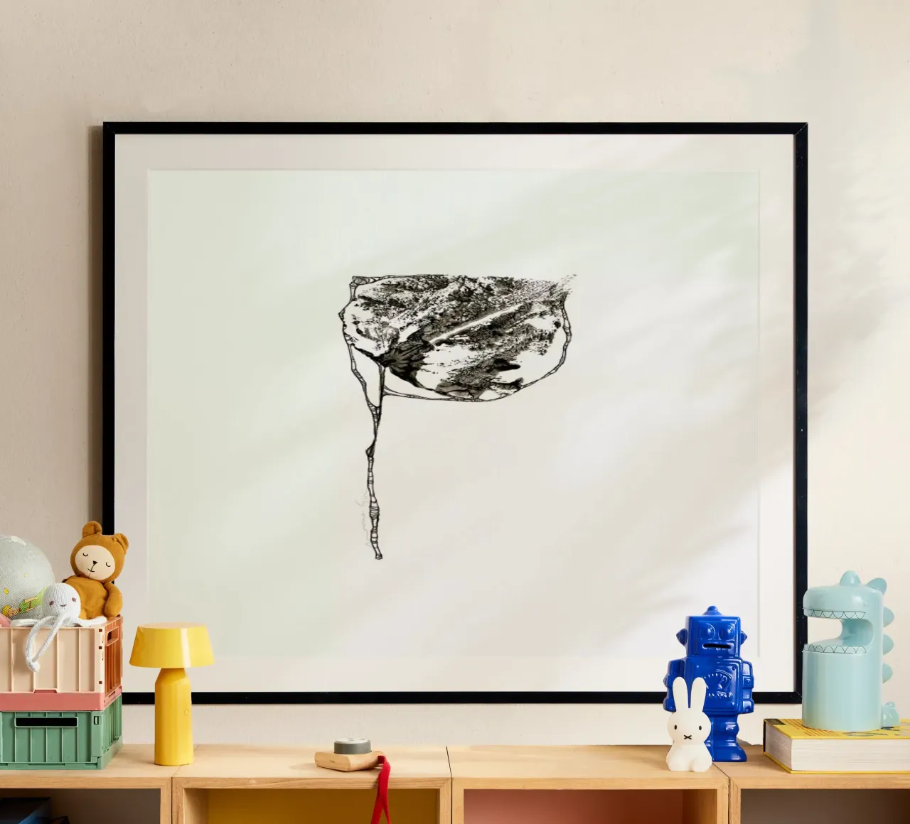 P poster con telaio in plastica da Marina Guiu
