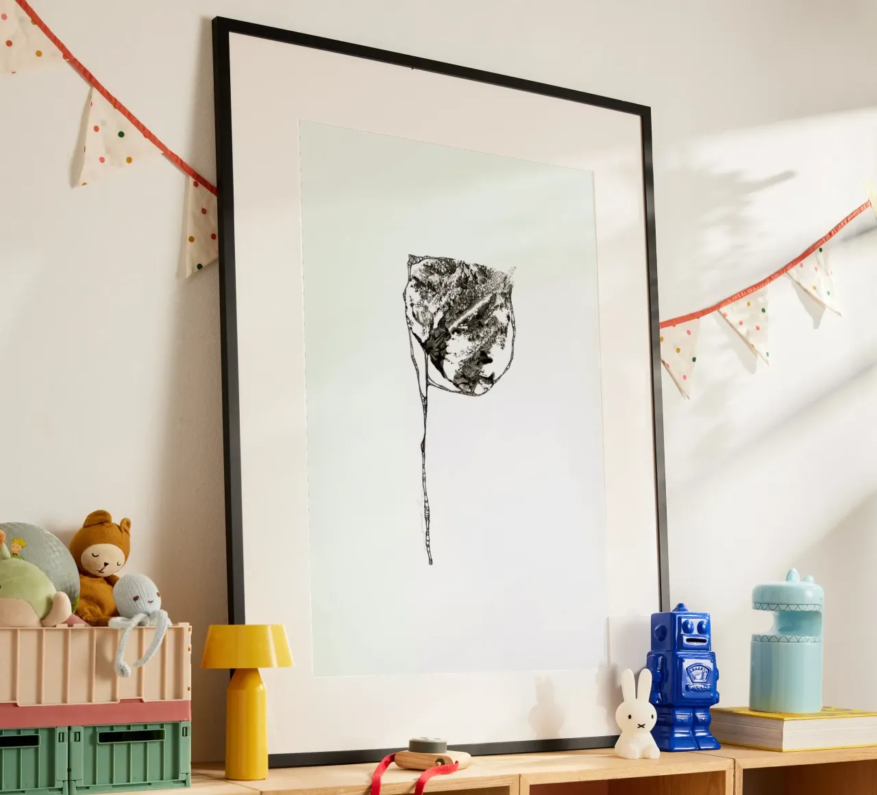 P poster con telaio in plastica da Marina Guiu