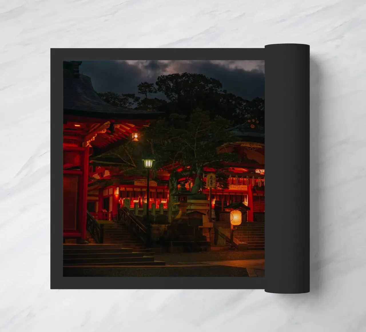 Tempio di Kyoto di notte zerbino da Marcel Bisig