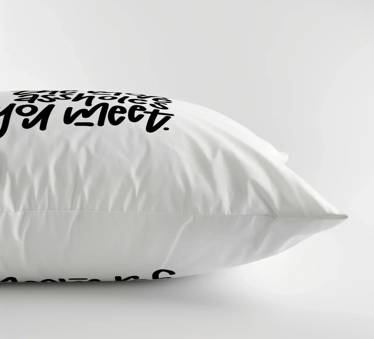 Grumpy cuscino da LIMITED EDITION LETTERS