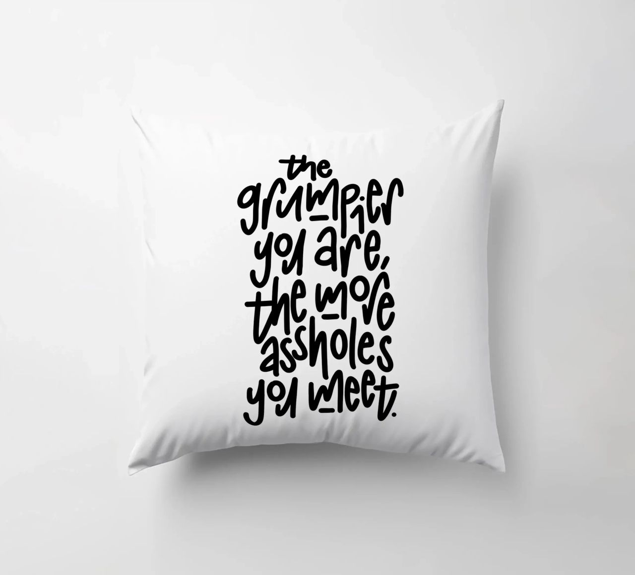 Grumpy cuscino da LIMITED EDITION LETTERS