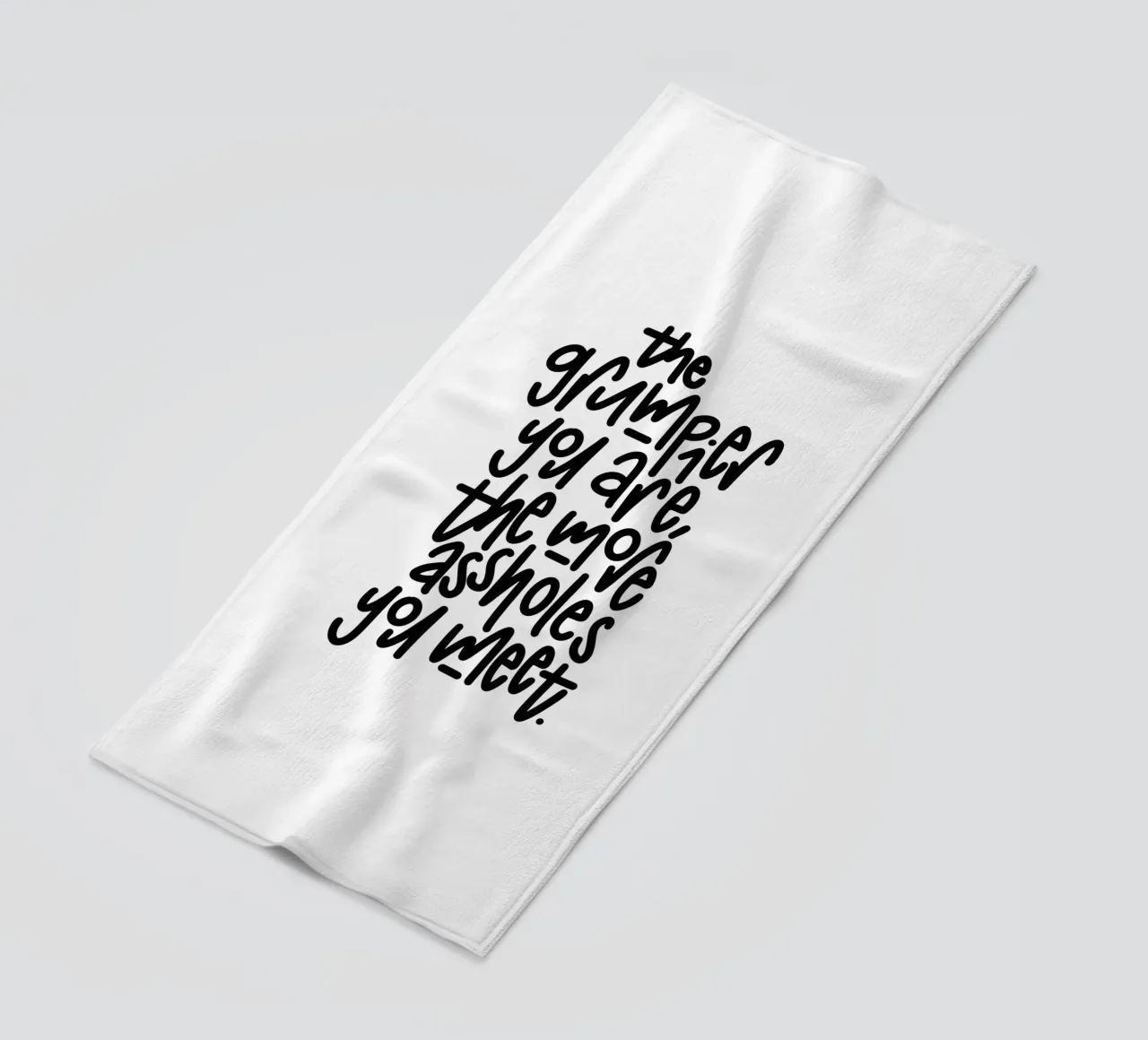 Grumpy Strandtuch von LIMITED EDITION LETTERS