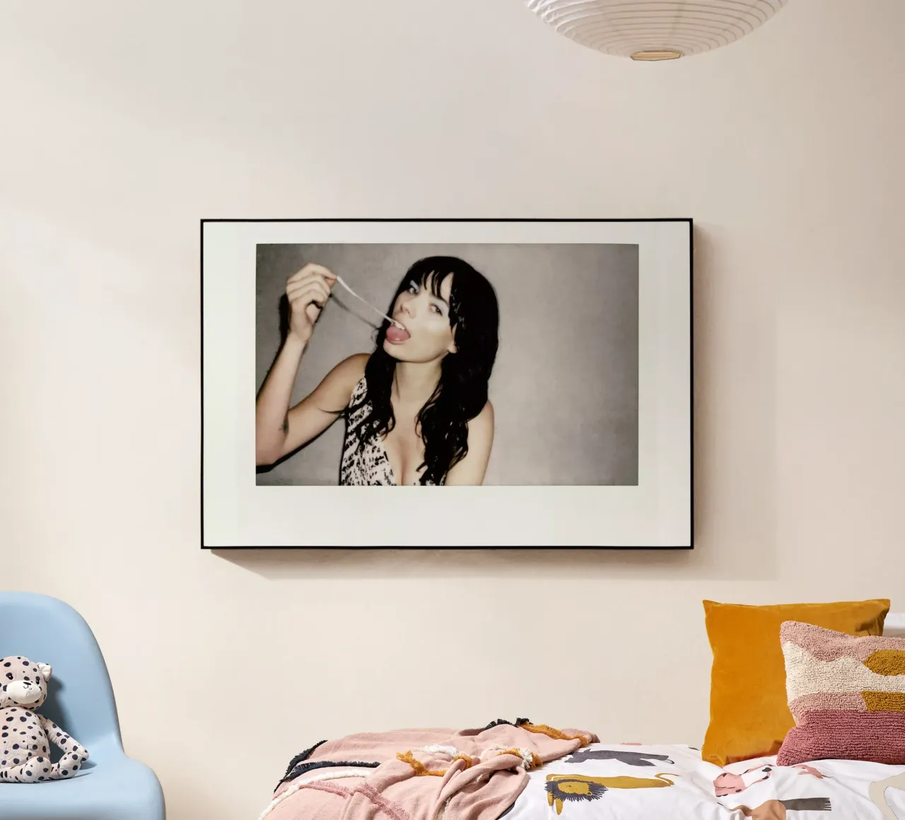 Chewing Gum plexiglass da Aysha Banos