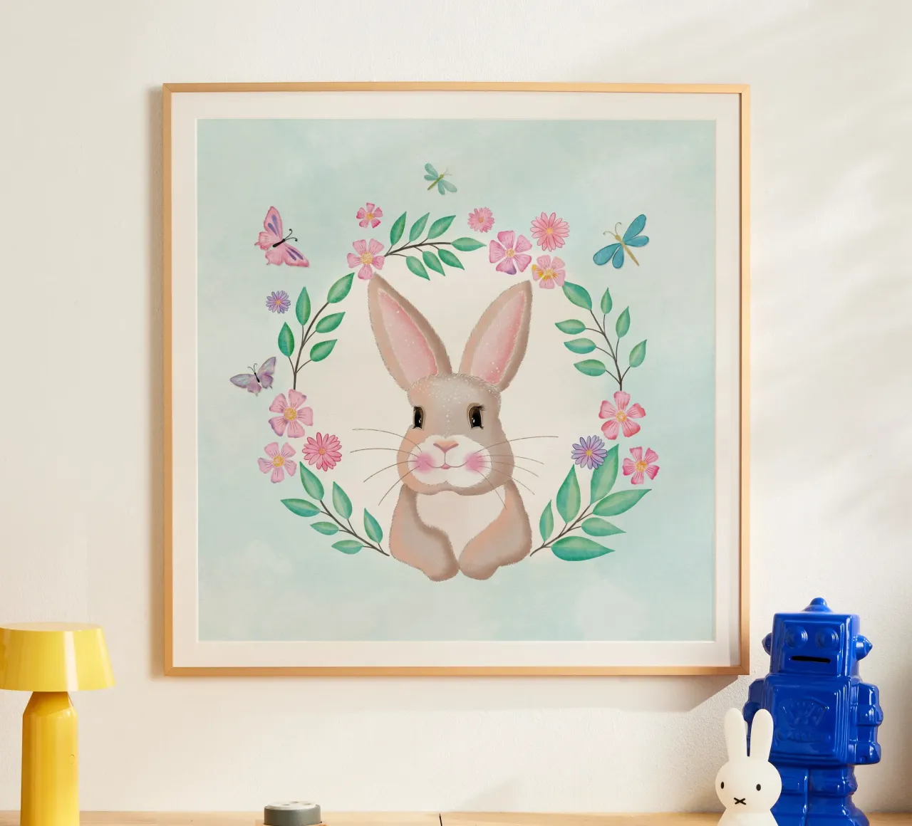 Simpatico coniglietto in una corona di fiori. Non solo per Pasqua. carta hahnemühle da CalliLetters