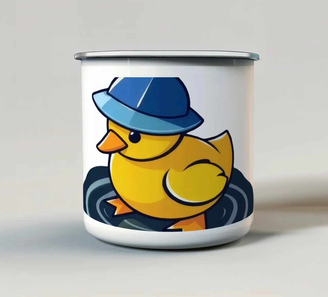 Anatra colorata con cappello blu galleggia nell'acqua increspata tazza in smalto da DesignDoodle