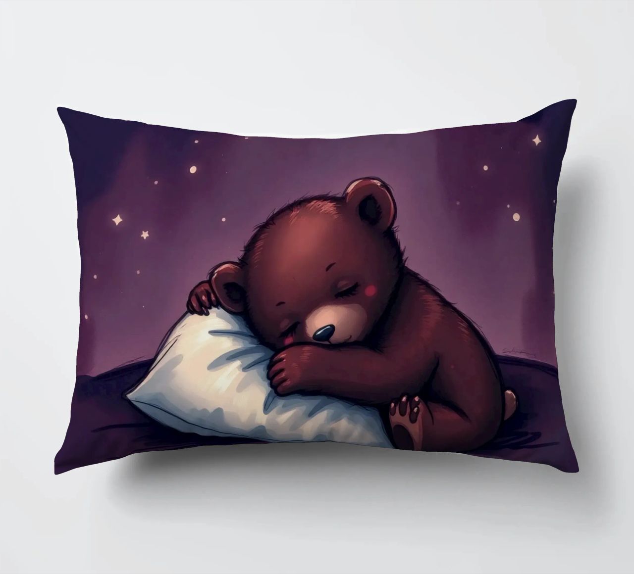 Un mignon ours brun câline un oreiller sous un ciel étoilé coussin de DesignDoodle