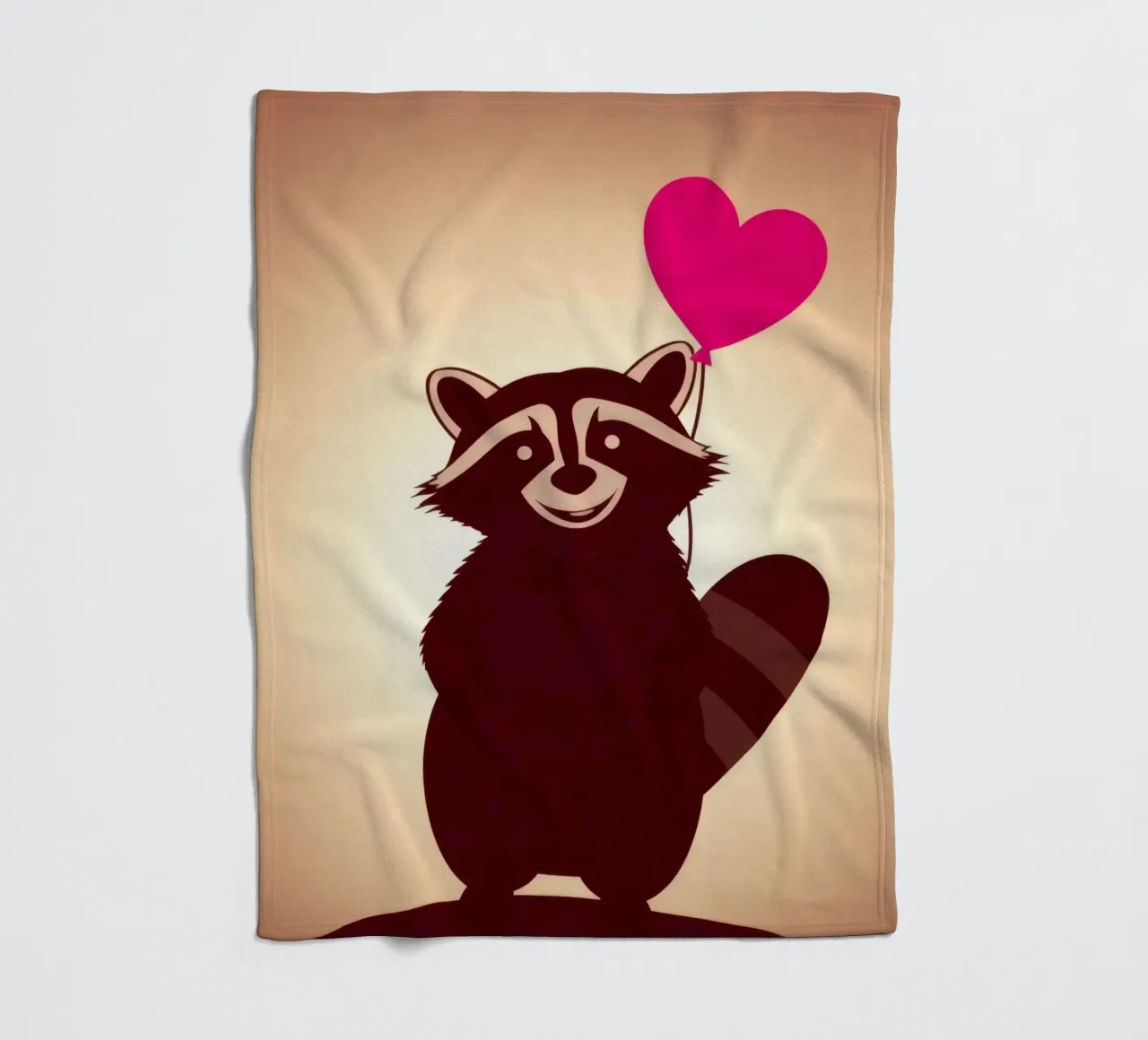 Procione con un palloncino a forma di cuore in piedi con gioia coperta in pile da DesignDoodle