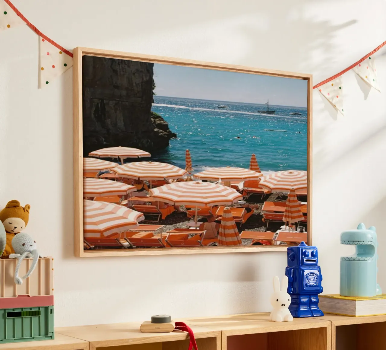 Italian Beach Poster, Italy Print, Italian Umbrella Poster tela con Cornice a cassetta da TheTravelClub