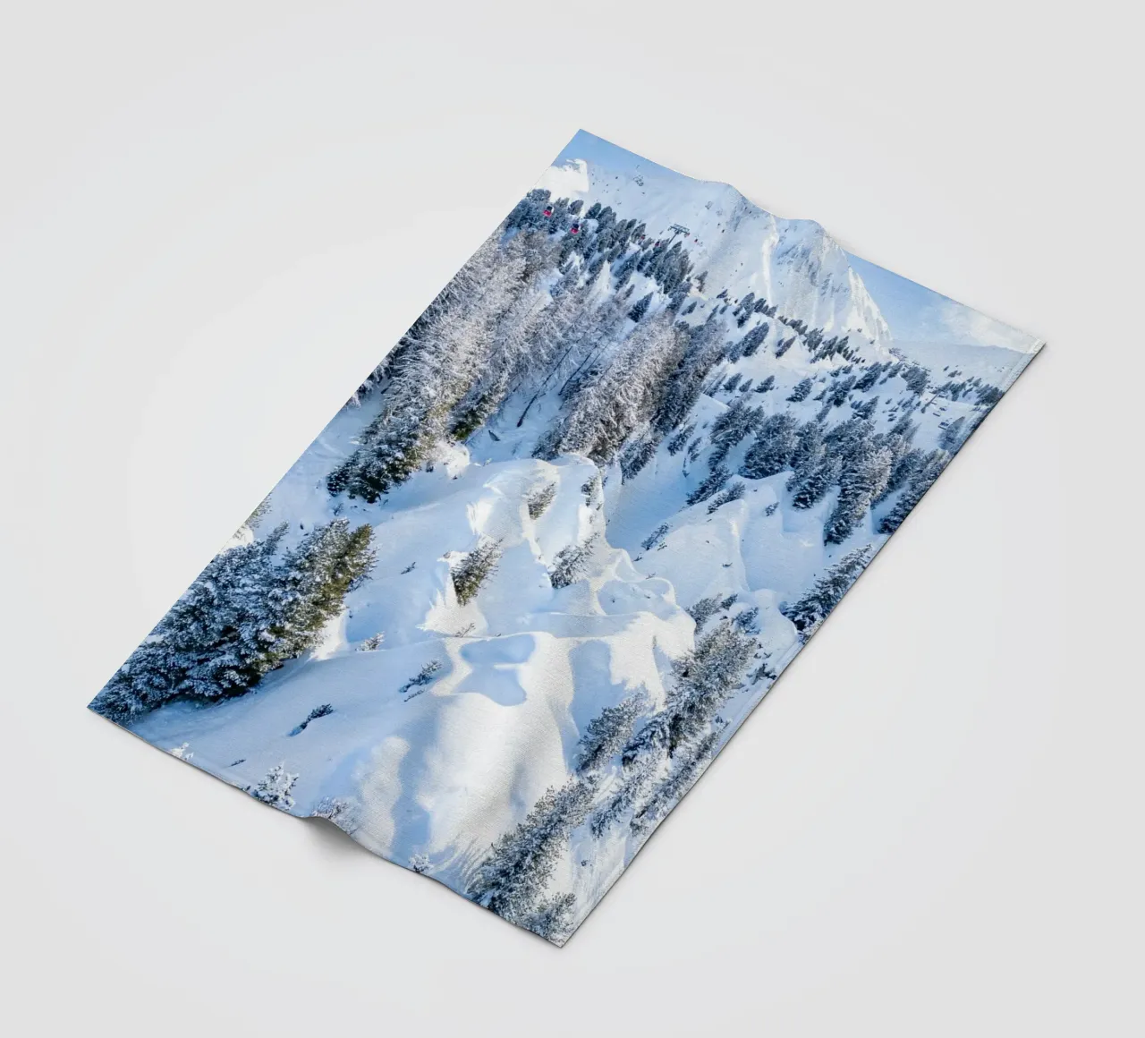 Aerial view of Skiing area of Paradiski, La Plagne, France A coperta in pile da anderm