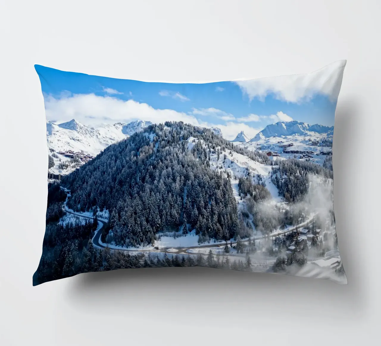 Aerial view of Skiing area of Paradiski, La Plagne, France A cuscino da anderm