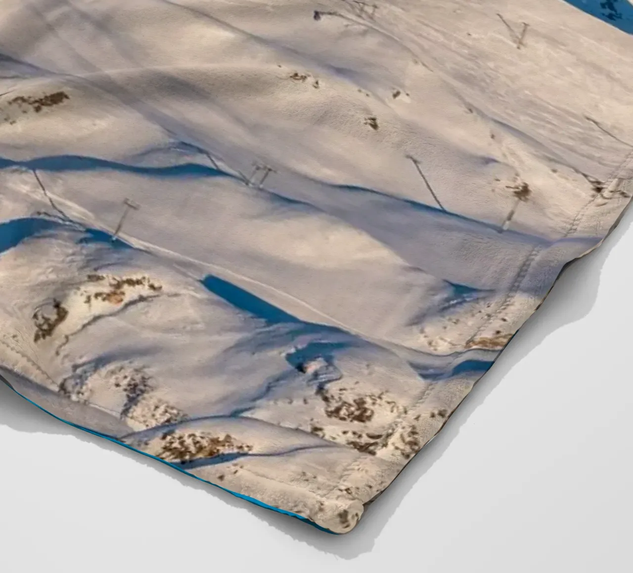 Aerial view of Skiing area of Paradiski, La Plagne, France A coperta in pile da anderm