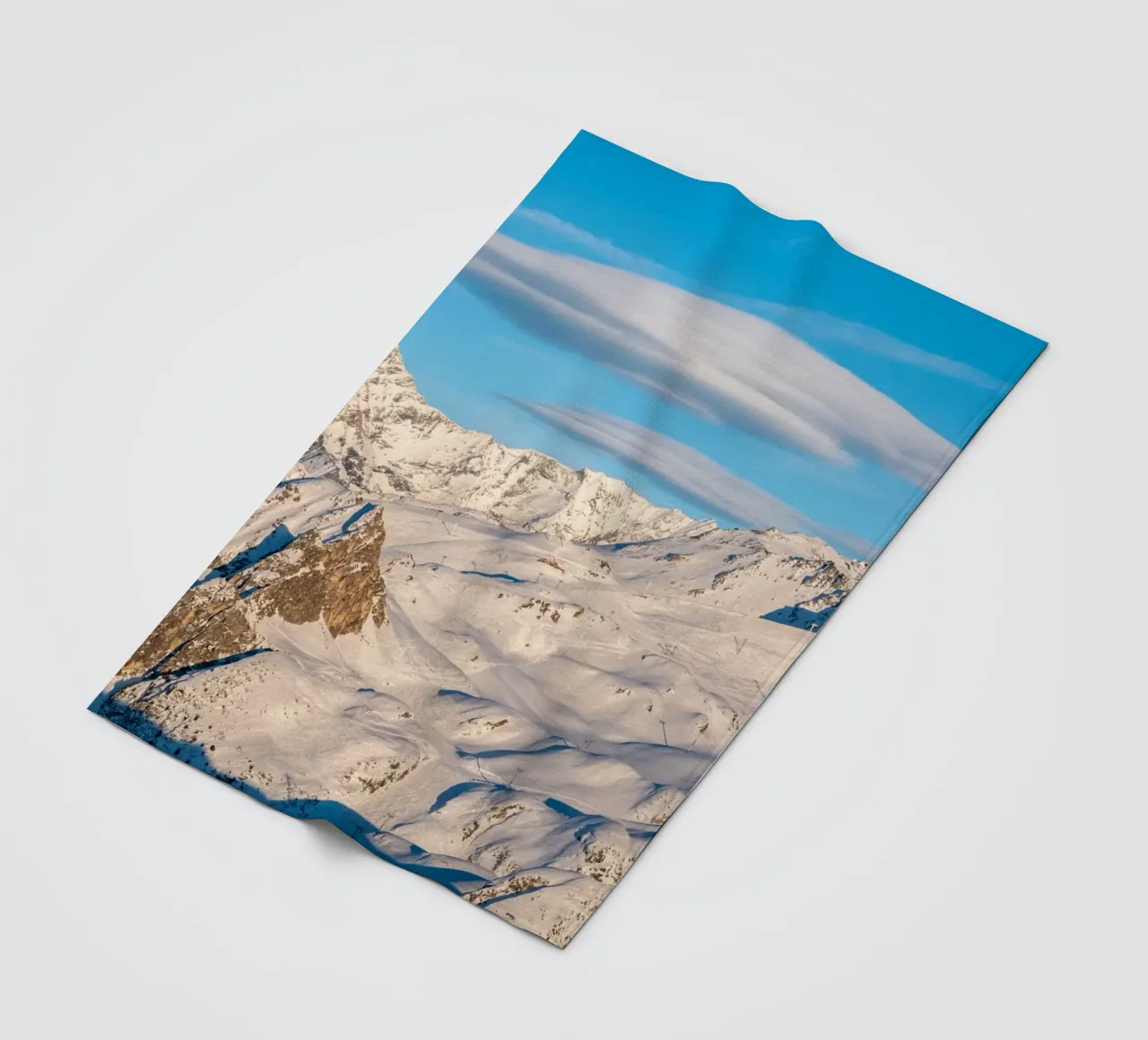 Aerial view of Skiing area of Paradiski, La Plagne, France A coperta in pile da anderm