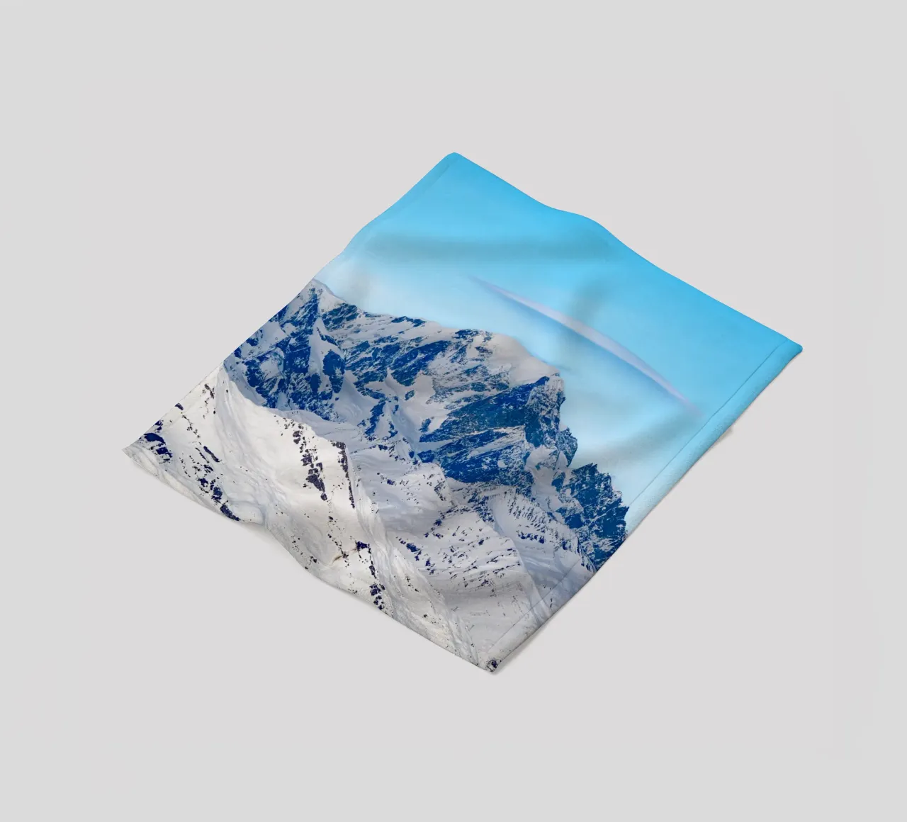 Aerial view of Skiing area of Paradiski, La Plagne, France coperta in pile da anderm