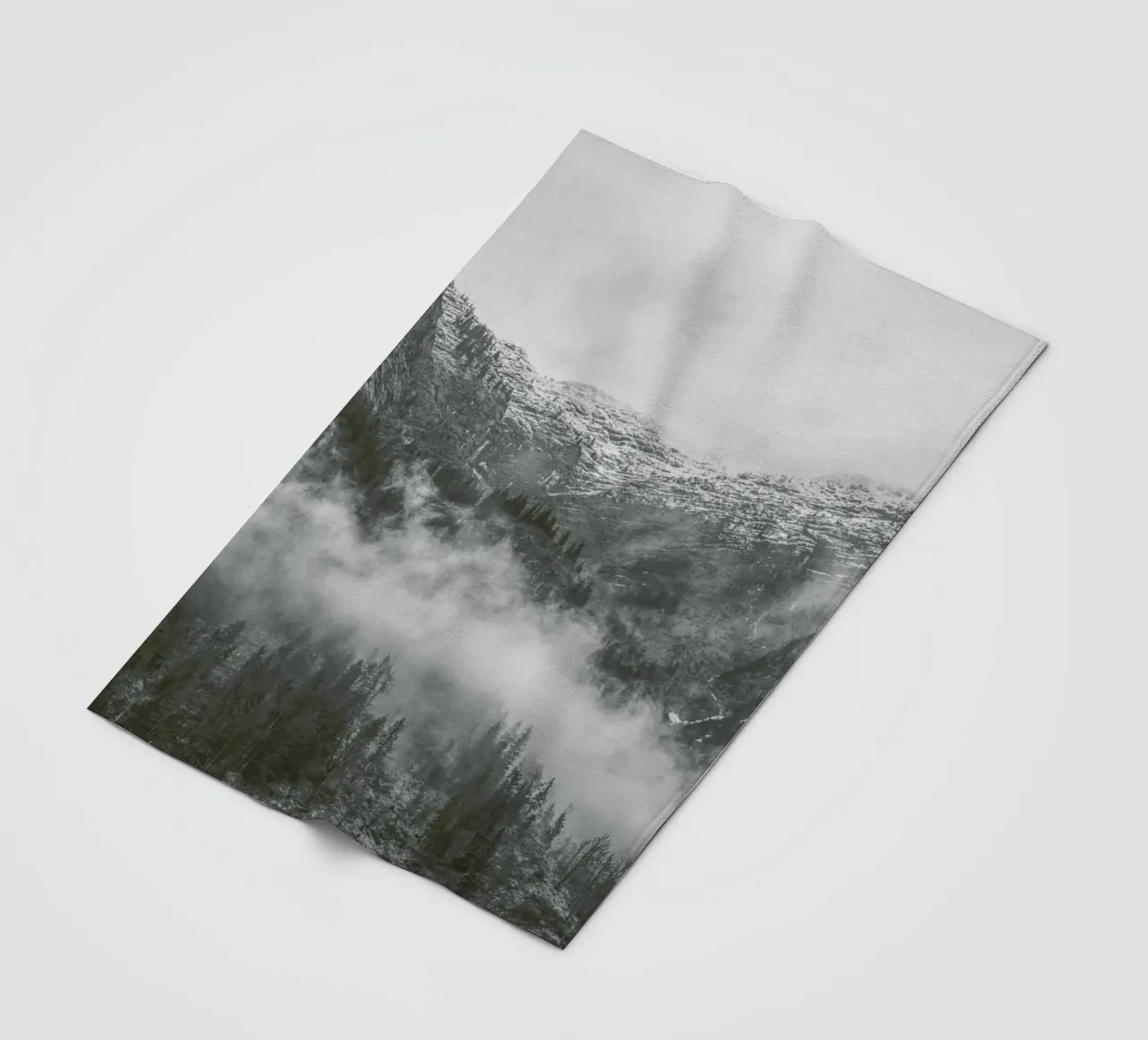 Moody Clouds 2 coperta in pile da Nur Mut