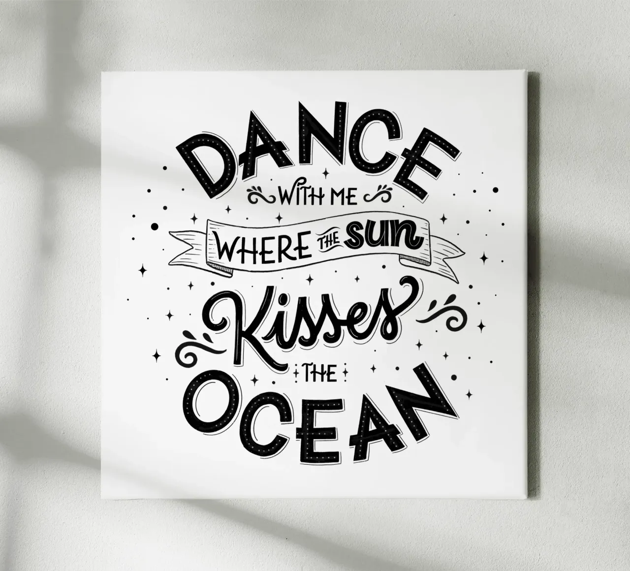 Balla con me dove il sole bacia l'oceano. Liebe. tela con Cornice a cassetta da CalliLetters