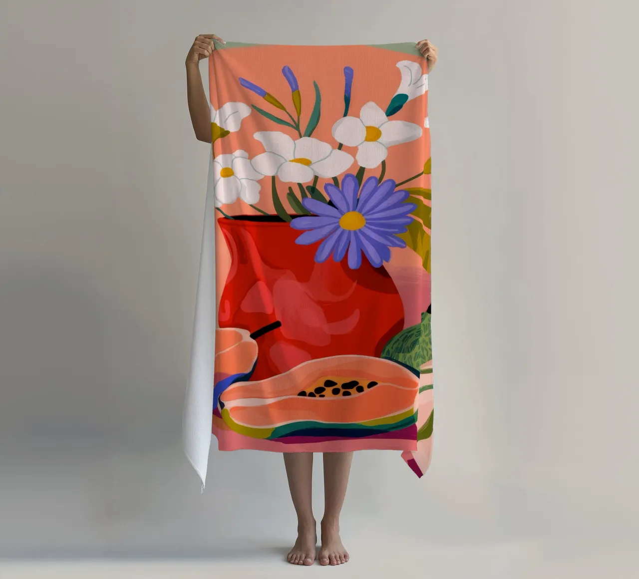 Vibrierendes Bouquet Strandtuch von Demar Galleria