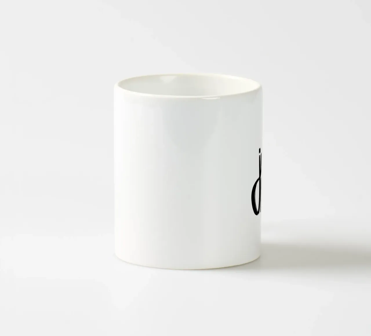 just be u tazza in ceramica da LIMITED EDITION LETTERS