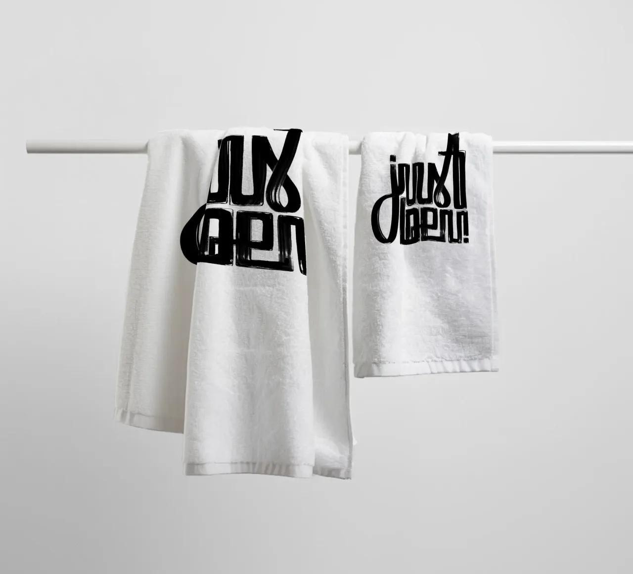 just be u asciugamano da bagno da LIMITED EDITION LETTERS