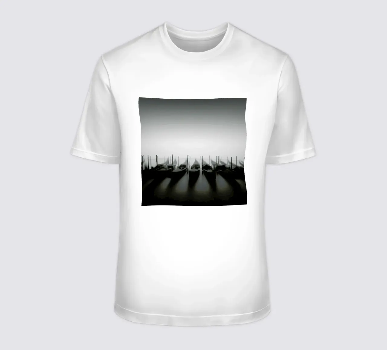 Gondola Study 3 t-shirt da Michael J. Reibert
