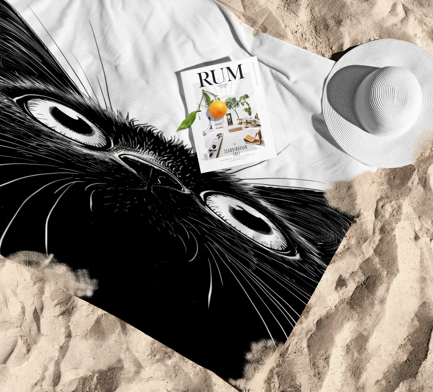 Gatto nero telo mare da Justyna Jaszke JBJart