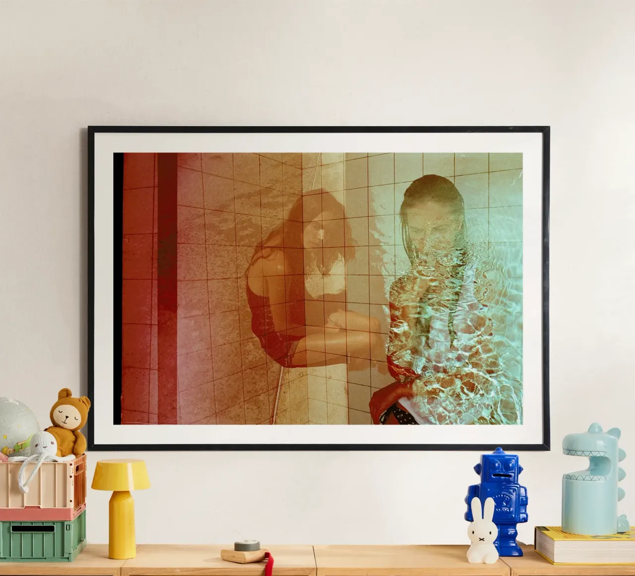 Jessica poster con telaio in legno da Aysha Banos