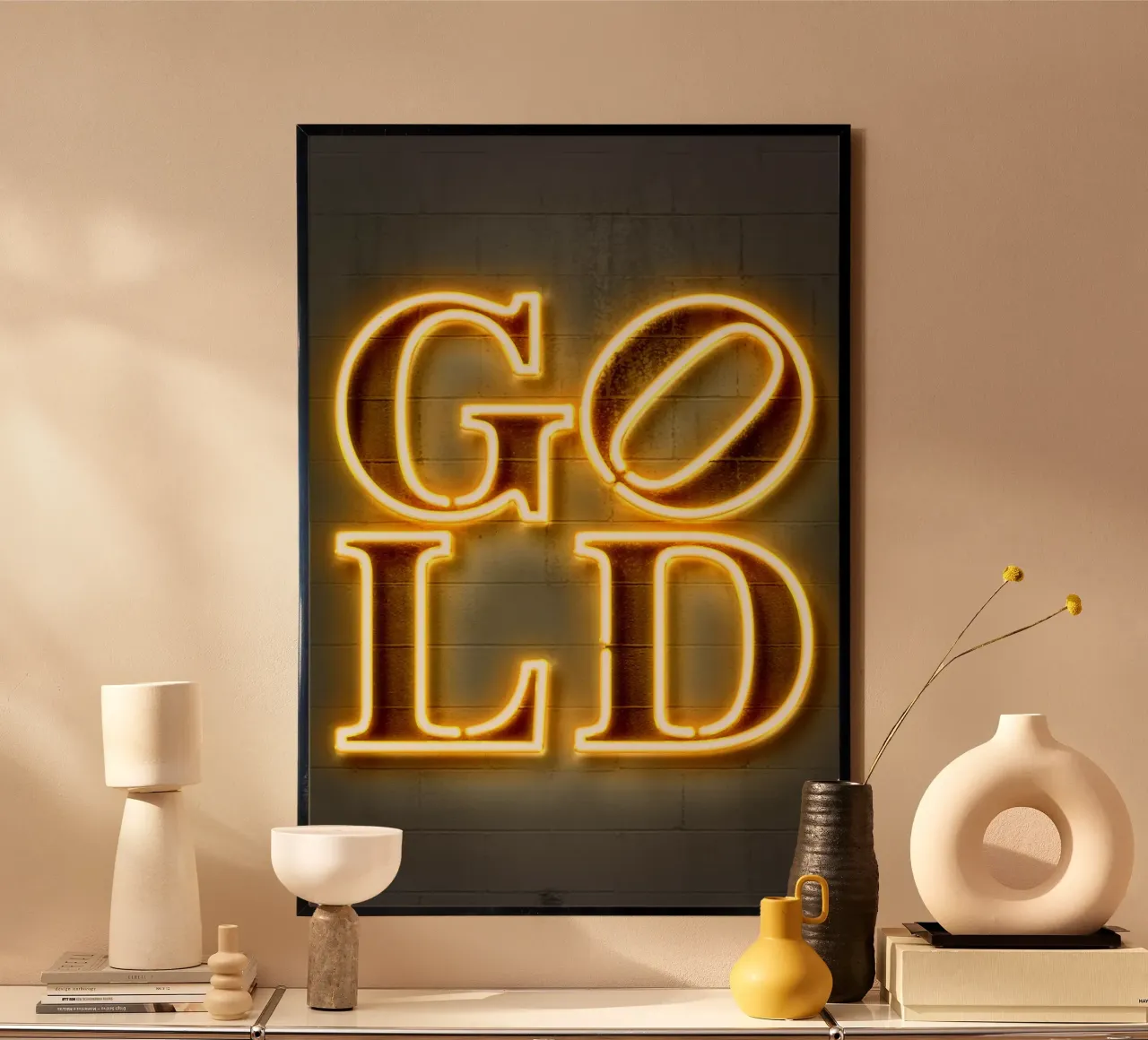 Gold poster con telaio in plastica da Octavian
