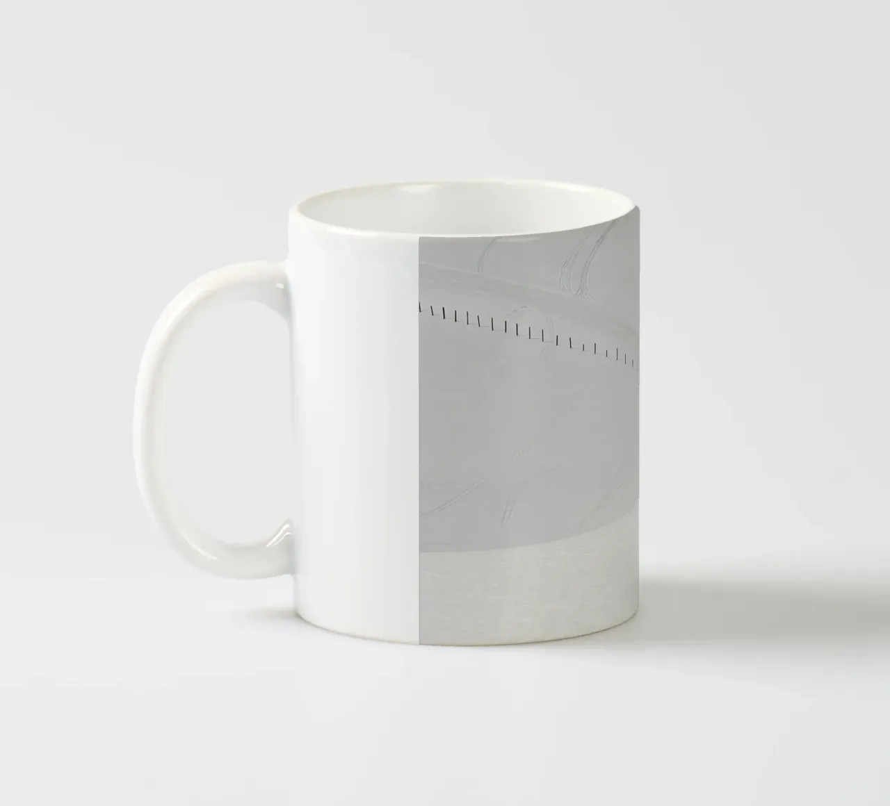 Lines in the Snow tazza in ceramica da Nur Mut