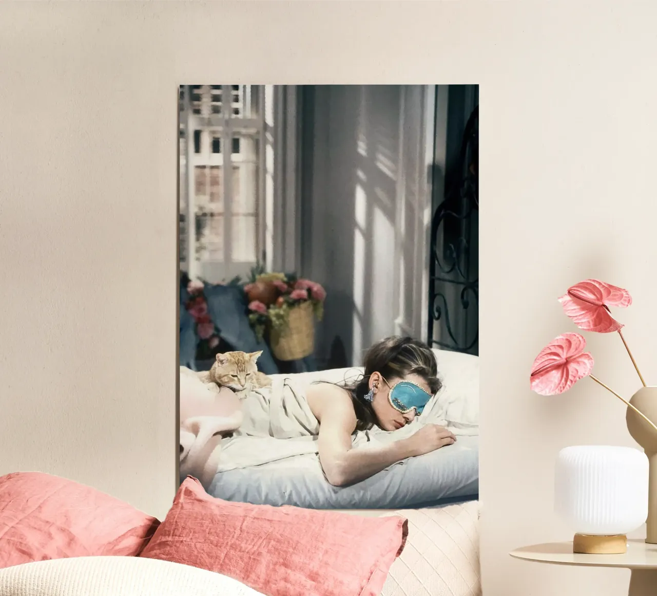 Audrey Hepburn with her Cat / Breakfast at Tiffany's carta hahnemühle da Attaboy Dsgn