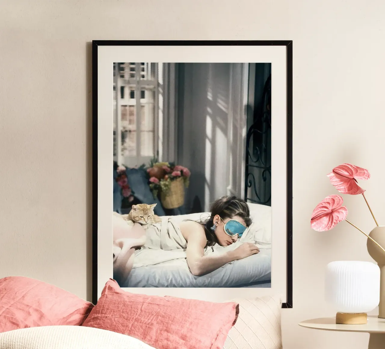 Audrey Hepburn with her Cat / Breakfast at Tiffany's carta hahnemühle da Attaboy Dsgn