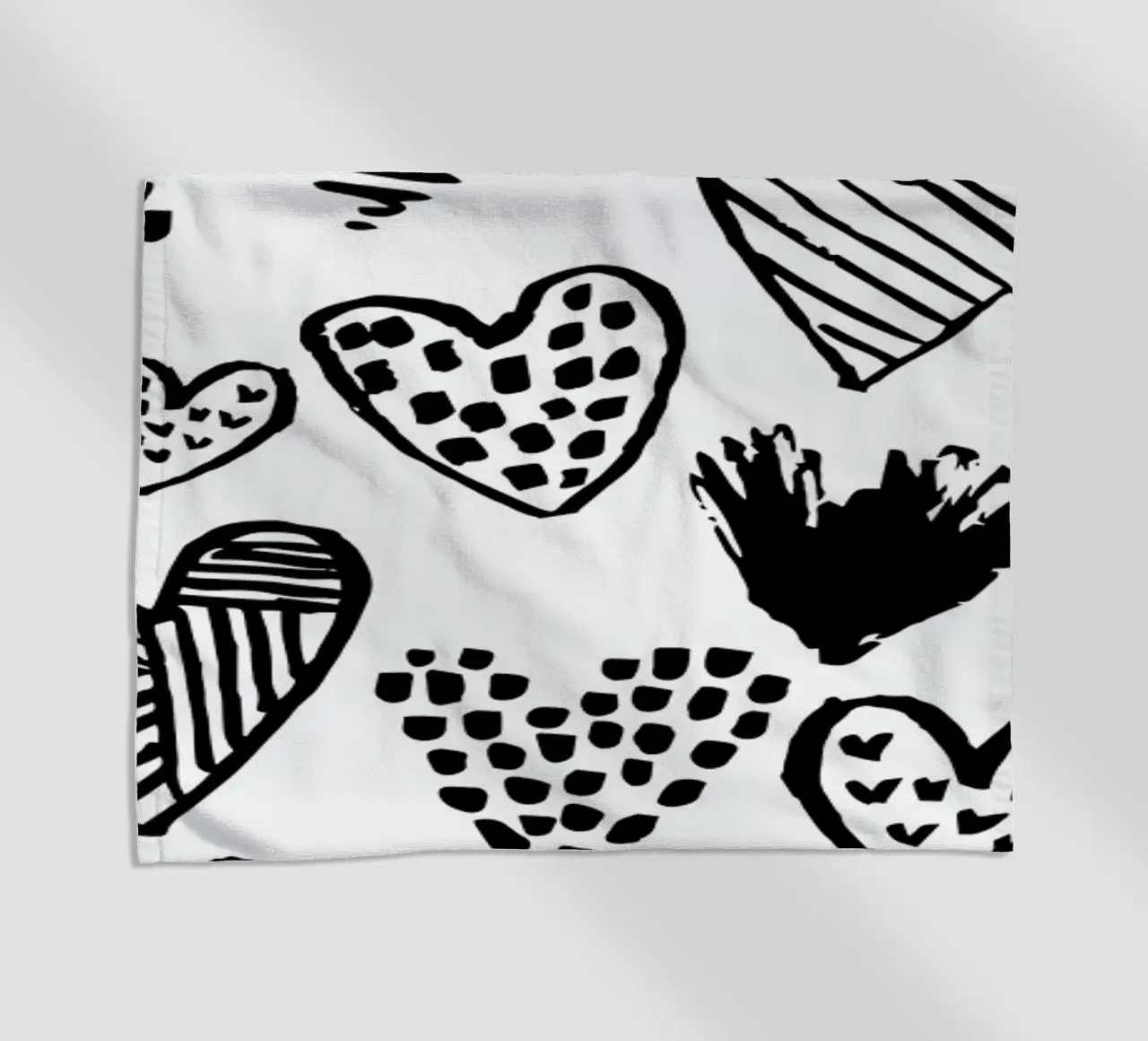 Valentines B&W telo mare da Charlotte Winter