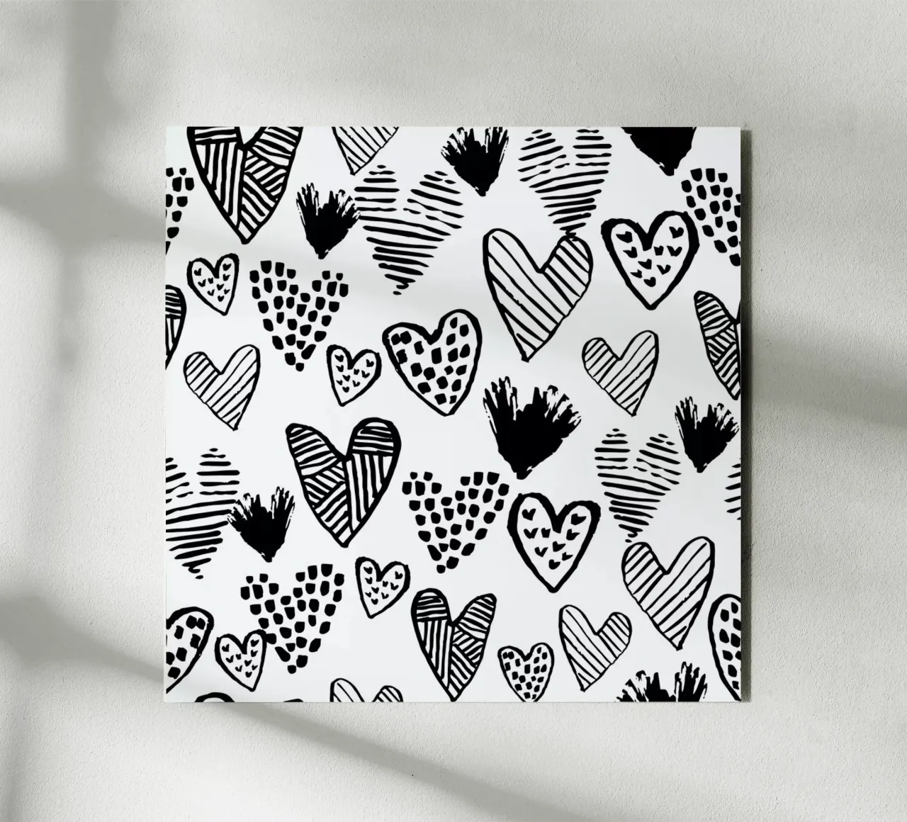 Valentines B&W alluminio dibond da Charlotte Winter