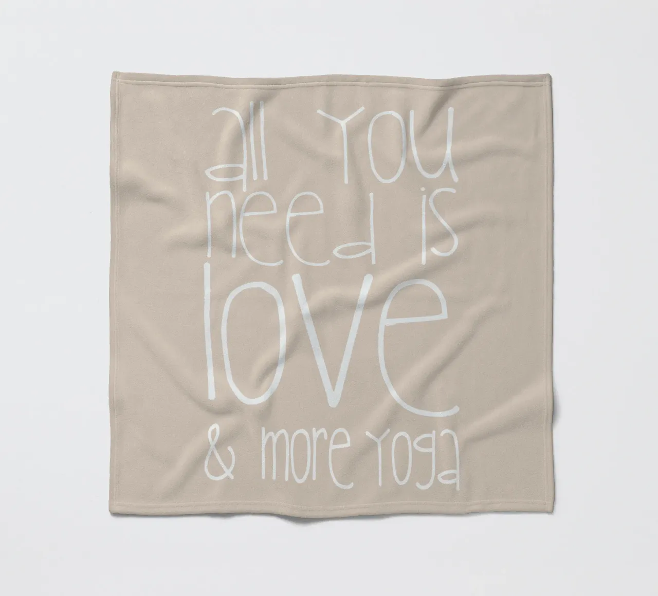 All You Need Is Love & Yoga coperta in pile da Monika Strigel