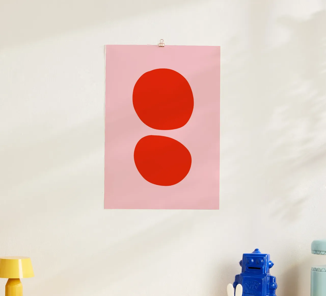 Rosa und rote Punkte poster con telaio in alluminio da BAINAI KIDS