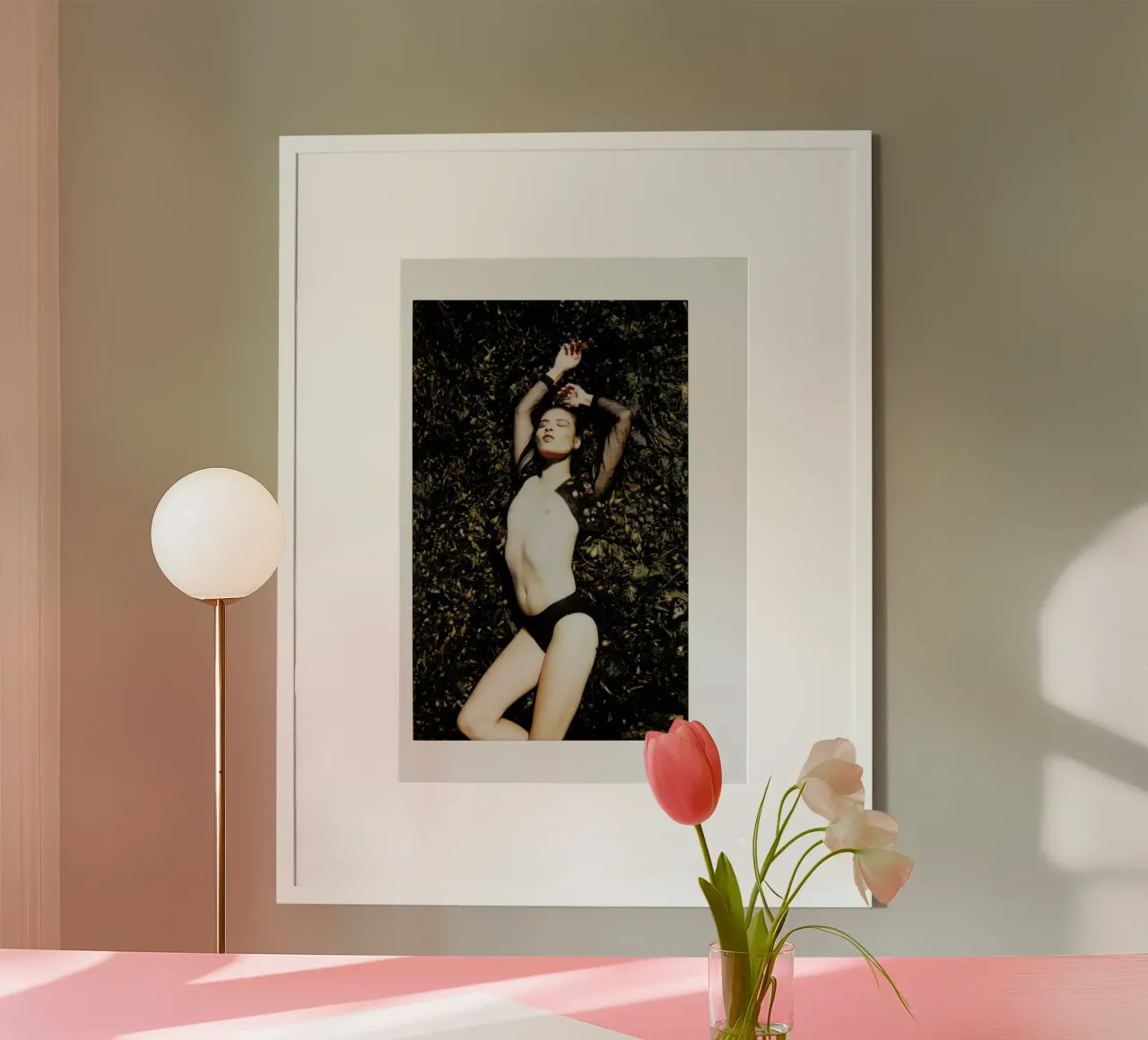 Mermaid poster con telaio in plastica da Aysha Banos