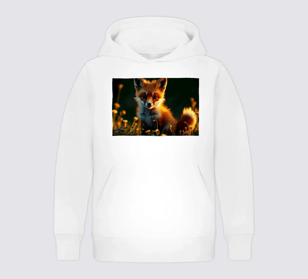 Renard curieux entouré de fleurs sauvages dans une douce lumière dorée sweat à capuche enfant de DesignDoodle