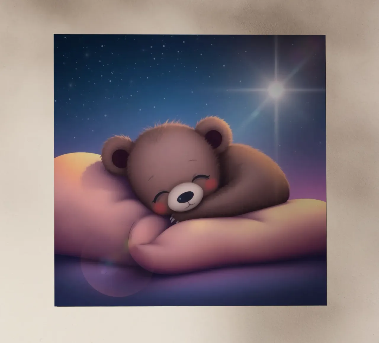 Tenero cucciolo d'orso che dorme pacificamente su una mano gentile pellicola backlit da DesignDoodle