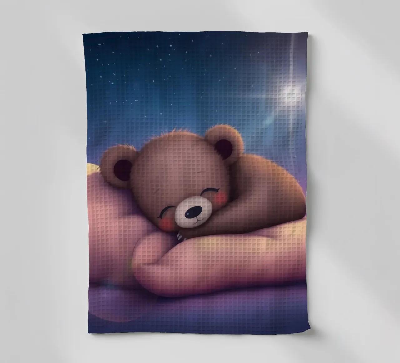 Tenero cucciolo d'orso che dorme pacificamente su una mano gentile canovaccio da cucina da DesignDoodle