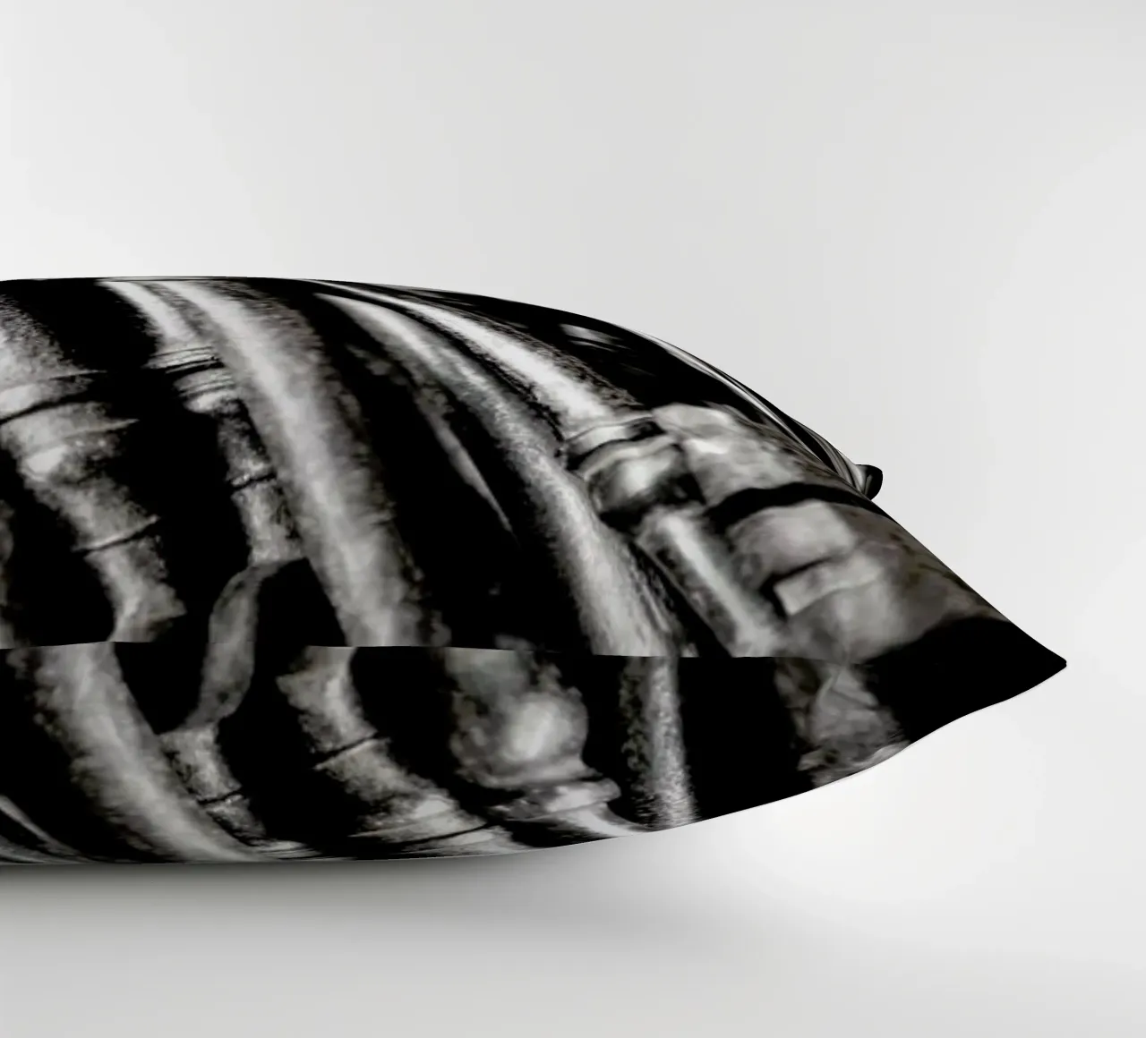 Old Keys cuscino da Magdalena Martin Photography