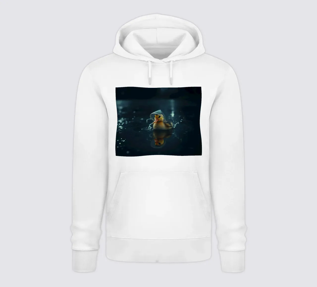 Un anatroccolo con un piccolo cappello nuota in uno stagno scuro e sereno. felpa con cappuccio da DesignDoodle