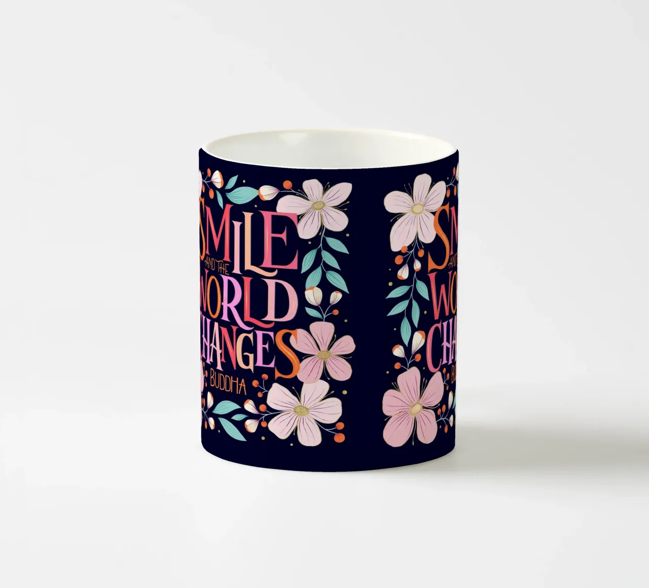 Sorridi e il mondo cambia. Zitat. Fiori e scritte tazza in ceramica da CalliLetters