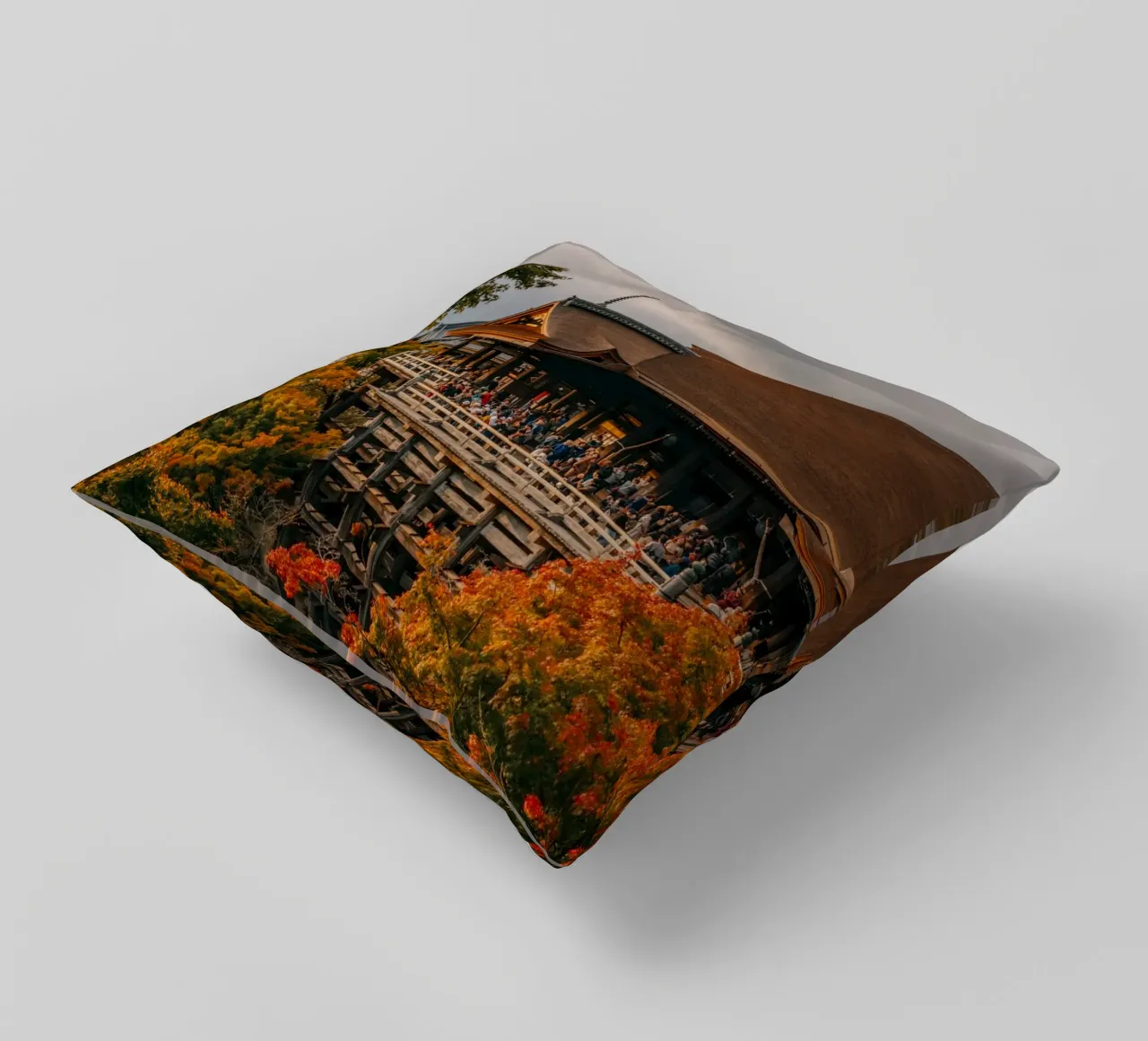 Kiyomizu-dera in Kyoto in Autumn cuscino da Marcel Bisig