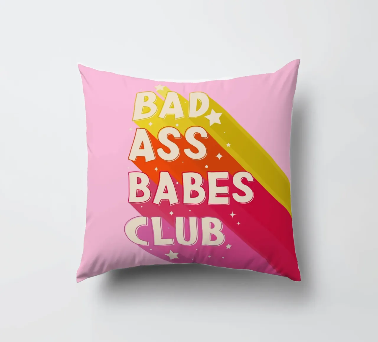 "Badass Babes Club" – Retro Feminist Typography Print cuscino da showmemars